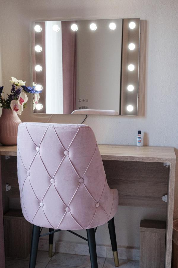Ferienwohnung Remvi Komotini Exterior foto